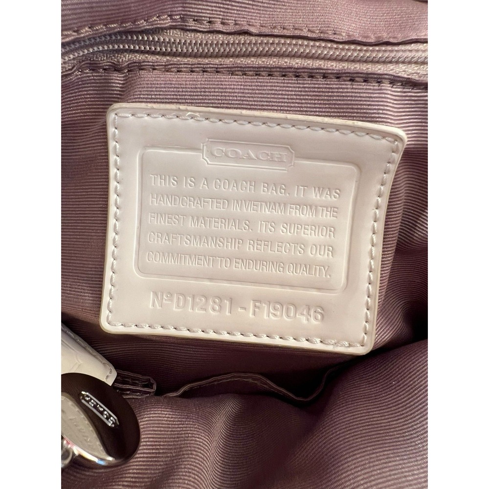COACH Signature Stripe Canvas Shoulder Bag Purse Handbag‎ Creme Ivory Tan F19046 - Picture 9 of 10